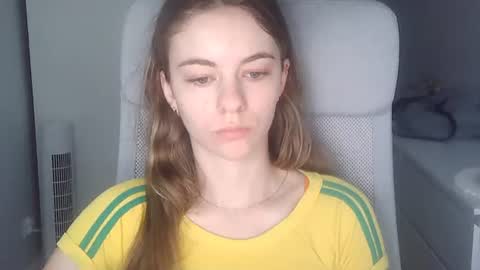 AriaCreazy online show from July 27, 2026, 6:20 am