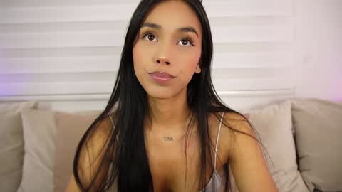 Snapshot of ariadna5 chatting on February 6, 2025, 2:22 am ARIADNA online show from February 6, 2025, 2:22 am