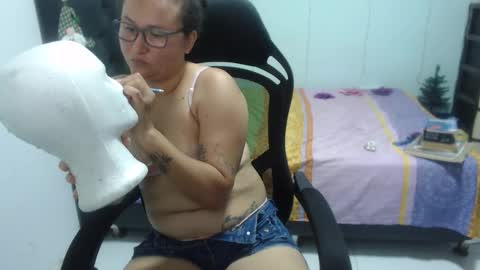 ...Ariana... online show from November 13, 2025, 7:13 pm