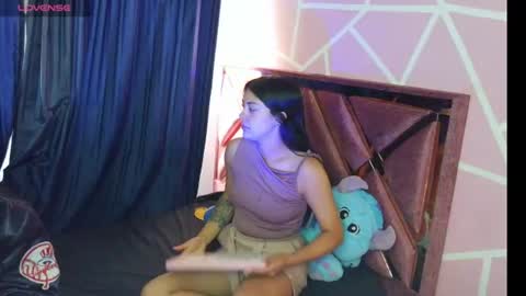 Snapshot of ariadna_and_antonella chatting on June 29, 2026, 1:44 pm dafna lorens online show from June 29, 2026, 1:44 pm