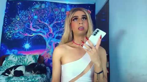 ariadna_dudamel online show from January 13, 2026, 7:19 pm