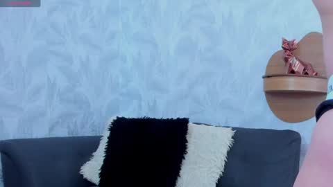ariadnaa_brown1 online show from July 26, 2026, 3:52 pm