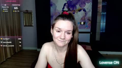 Snapshot of ariagrays chatting on May 14, 2026, 1:23 am AriaGray online show from May 14, 2026, 1:23 am