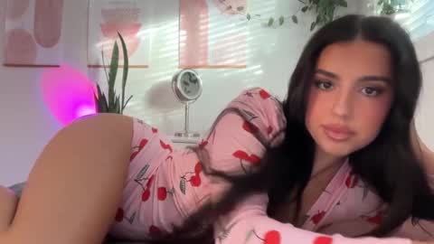 Snapshot of ariajackson chatting on November 13, 2025, 4:17 pm Aria online show from November 13, 2025, 4:17 pm