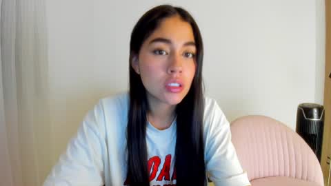 Snapshot of ariamontgomeryyy chatting on June 16, 2026, 5:10 am Aria Montgomery online show from June 16, 2026, 5:10 am
