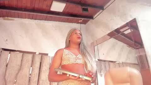 Snapshot of ariana_grande233 chatting on May 30, 2026, 11:40 am ariana_grande233 online show from May 30, 2026, 11:40 am