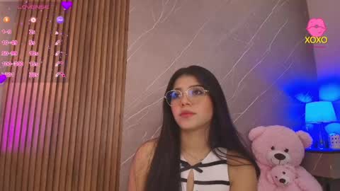Snapshot of ariana_jhonson11 chatting on May 5, 2026, 12:02 pm Ariana online show from May 5, 2026, 12:02 pm