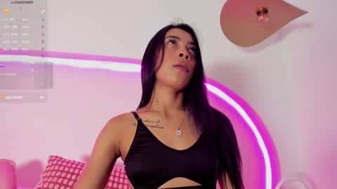 Snapshot of ariana_klart chatting on December 27, 2024, 4:15 am Ariana online show from December 27, 2024, 4:15 am