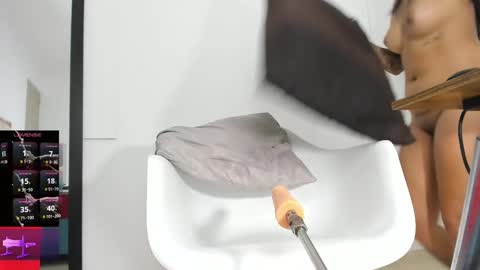 Snapshot of ariana_nix chatting on January 7, 2025, 10:41 pm ariana_nix online show from January 7, 2025, 10:41 pm