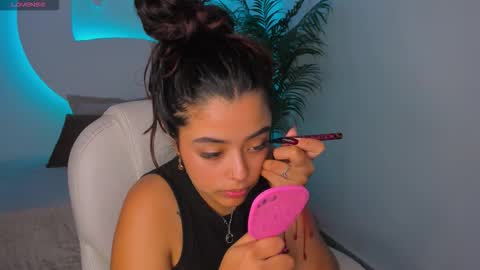 Snapshot of ariana_pierce chatting on October 22, 2025, 12:27 pm Ariana online show from October 22, 2025, 12:27 pm