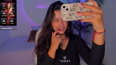 Snapshot of ariana_pierce chatting on November 21, 2025, 12:59 pm Ariana online show from November 21, 2025, 12:59 pm