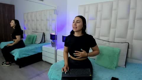  ariana  online show from May 22, 2026, 4:12 pm