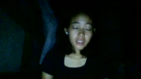 ariana_sweet25 online show from January 12, 2026, 8:14 pm