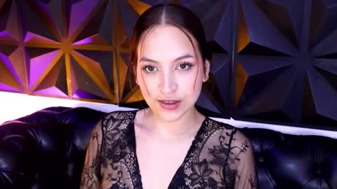 Snapshot of arianaa_jones chatting on October 9, 2025, 1:20 pm online show from October 9, 2025, 1:20 pm