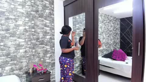 Snapshot of arianaablack chatting on December 27, 2024, 12:34 pm Ariana online show from December 27, 2024, 12:34 pm