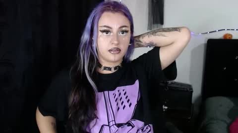 Snapshot of arianauwu666 chatting on November 6, 2025, 8:21 pm help me 100 hands up my OF is Free online show from November 6, 2025, 8:21 pm