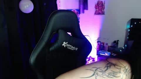 help me 100 hands up my OF is Free  online show from June 10, 2026, 9:25 pm