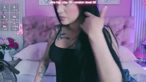 Snapshot of arianawest_ chatting on June 16, 2026, 1:03 pm arianawest_ online show from June 16, 2026, 1:03 pm