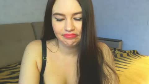 Snapshot of arianaxsky chatting on July 20, 2026, 9:01 am ArianaxSky online show from July 20, 2026, 9:01 am