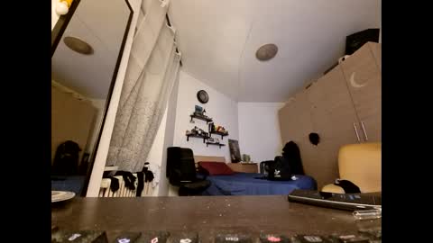 Banana online show from February 8, 2025, 6:33 pm