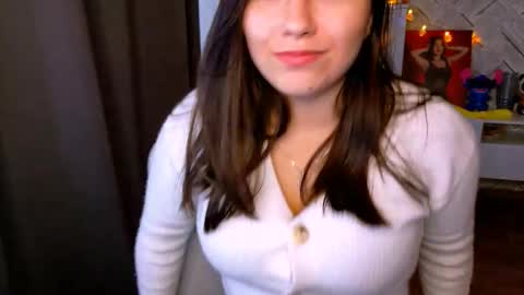 Snapshot of arianna_grend chatting on September 15, 2025, 12:27 pm Arianna online show from September 15, 2025, 12:27 pm