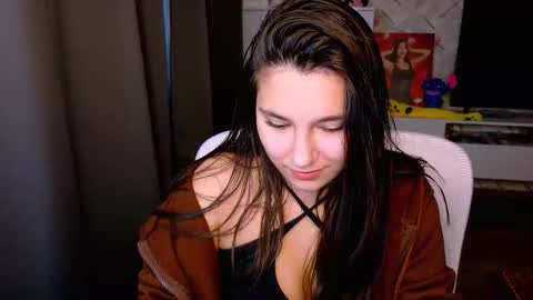 Snapshot of arianna_grend chatting on November 4, 2025, 12:04 pm Arianna online show from November 4, 2025, 12:04 pm