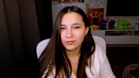 Snapshot of arianna_grend chatting on December 15, 2025, 1:15 pm Arianna online show from December 15, 2025, 1:15 pm