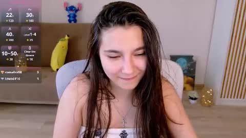 Snapshot of arianna_grend chatting on July 25, 2026, 11:19 am Arianna online show from July 25, 2026, 11:19 am