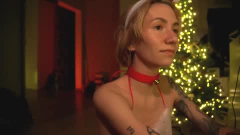 Snapshot of arianna_richi chatting on December 25, 2024, 5:48 am Olivka online show from December 25, 2024, 5:48 am