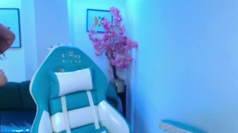 arianna_sweeet online show from April 10, 2026, 3:45 am