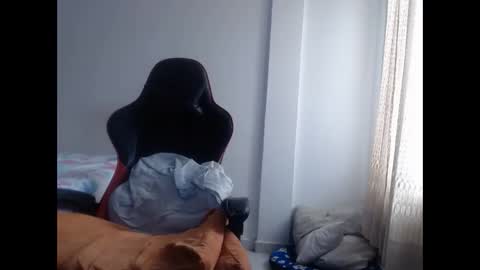 ariannaloovel online show from January 24, 2025, 6:04 pm