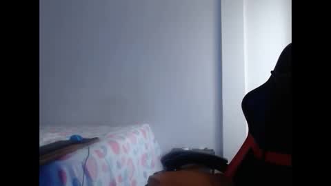 ariannaloovel online show from March 5, 2025, 9:15 pm