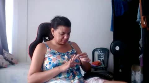 Snapshot of ariannaloovel chatting on June 12, 2026, 6:07 pm ariannaloovel online show from June 12, 2026, 6:07 pm