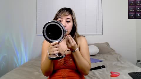 Arianna Pea online show from December 20, 2024, 4:53 am