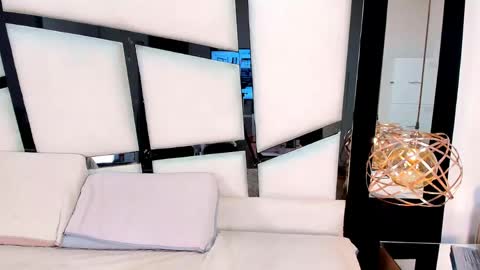 Snapshot of ariannarussell1 chatting on May 29, 2026, 2:37 pm ariannarussell1 online show from May 29, 2026, 2:37 pm