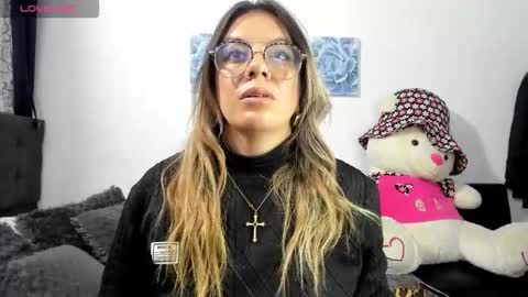 ariannawil online show from January 11, 2026, 11:54 pm