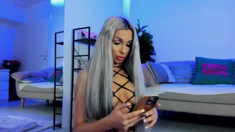 Snapshot of ariannaxo_ chatting on May 18, 2026, 6:08 am Arianna online show from May 18, 2026, 6:08 am