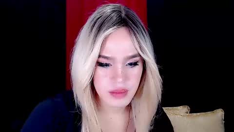 Snapshot of arianne_xoxo777 chatting on January 12, 2025, 11:04 pm ARIANNE CUMS online show from January 12, 2025, 11:04 pm