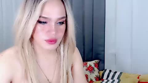 Snapshot of arianne_xoxo777 chatting on March 2, 2025, 7:02 pm ARIANNE CUMS online show from March 2, 2025, 7:02 pm