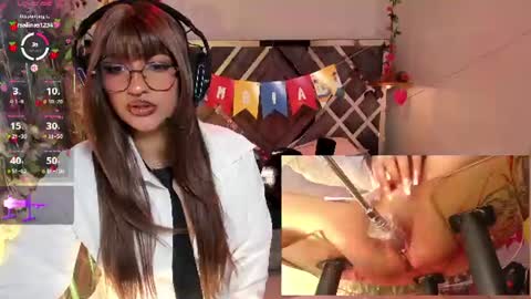 Snapshot of arianova_ chatting on June 23, 2026, 1:09 pm Aria online show from June 23, 2026, 1:09 pm