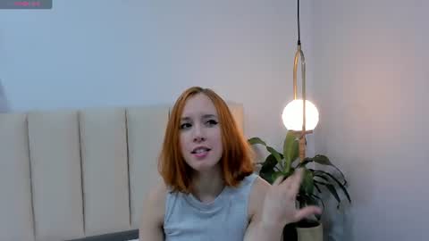 Snapshot of ariavelvet_ chatting on June 11, 2026, 3:15 am Aria online show from June 11, 2026, 3:15 am
