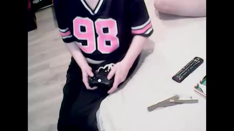 Snapshot of aricsoro69 chatting on December 14, 2025, 10:36 pm Sophie girard online show from December 14, 2025, 10:36 pm