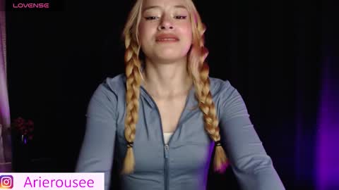 ARIE online show from November 8, 2025, 11:47 pm