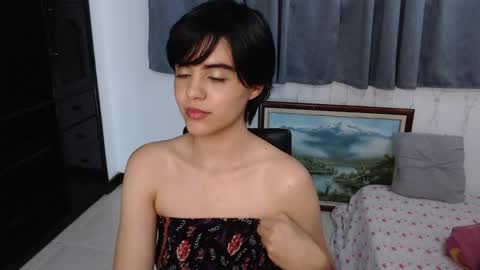 Snapshot of ariel_pinkdiamond chatting on April 24, 2026, 12:13 am Ariel Pink Diamond online show from April 24, 2026, 12:13 am
