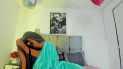 Snapshot of ariel_wish chatting on May 11, 2026, 1:06 pm ariel_wish online show from May 11, 2026, 1:06 pm