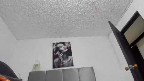 Snapshot of ariel_wish chatting on June 9, 2026, 1:01 pm ariel_wish online show from June 9, 2026, 1:01 pm