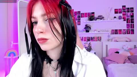 Snapshot of arielabradberry chatting on February 8, 2025, 10:50 am Ariel online show from February 8, 2025, 10:50 am