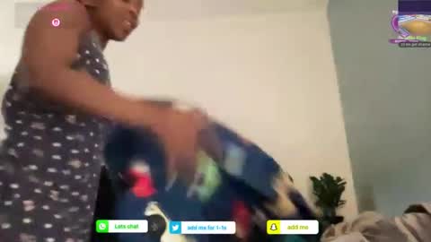 arielbliss69 online show from April 29, 2026, 2:48 am