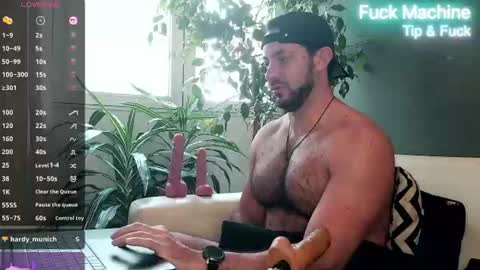 Ariel online show from June 28, 2026, 1:39 pm