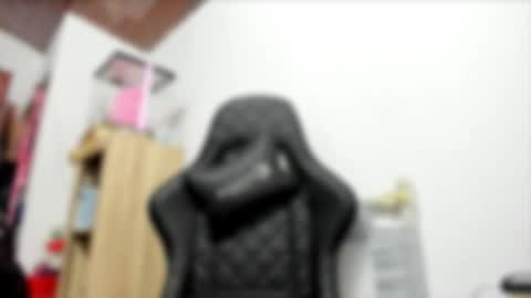 Stephany  online show from April 29, 2026, 2:26 am